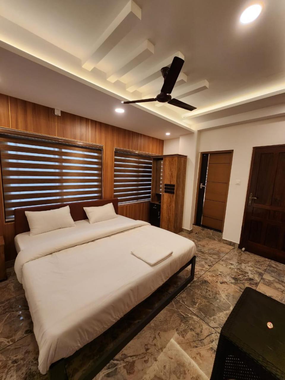Royal View Residency Hotel Attingal Exterior photo