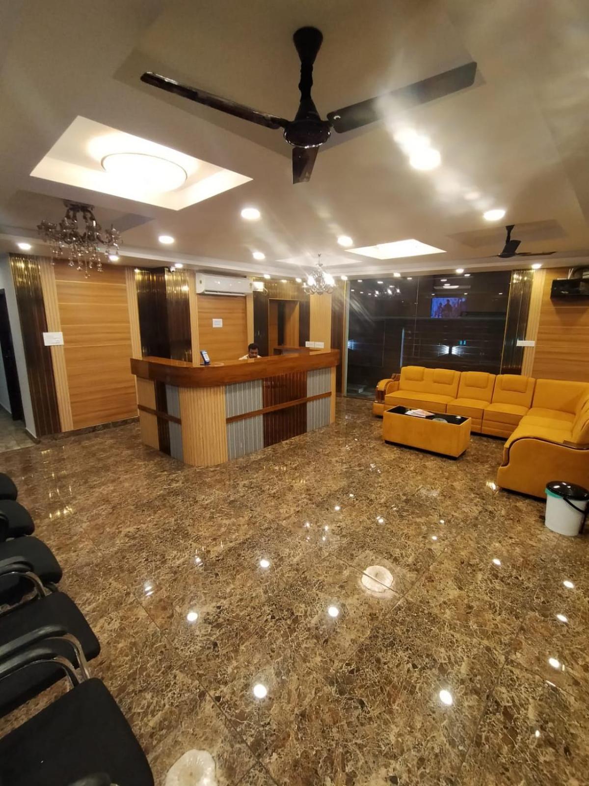 Royal View Residency Hotel Attingal Exterior photo